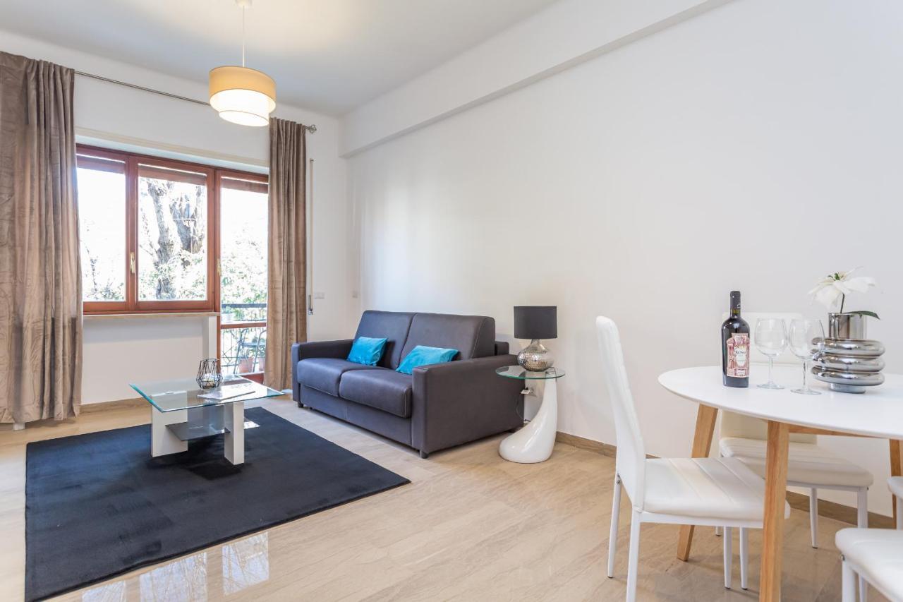 St Peter Cozy 2 Bdr Apartment With Garage Rome Extérieur photo