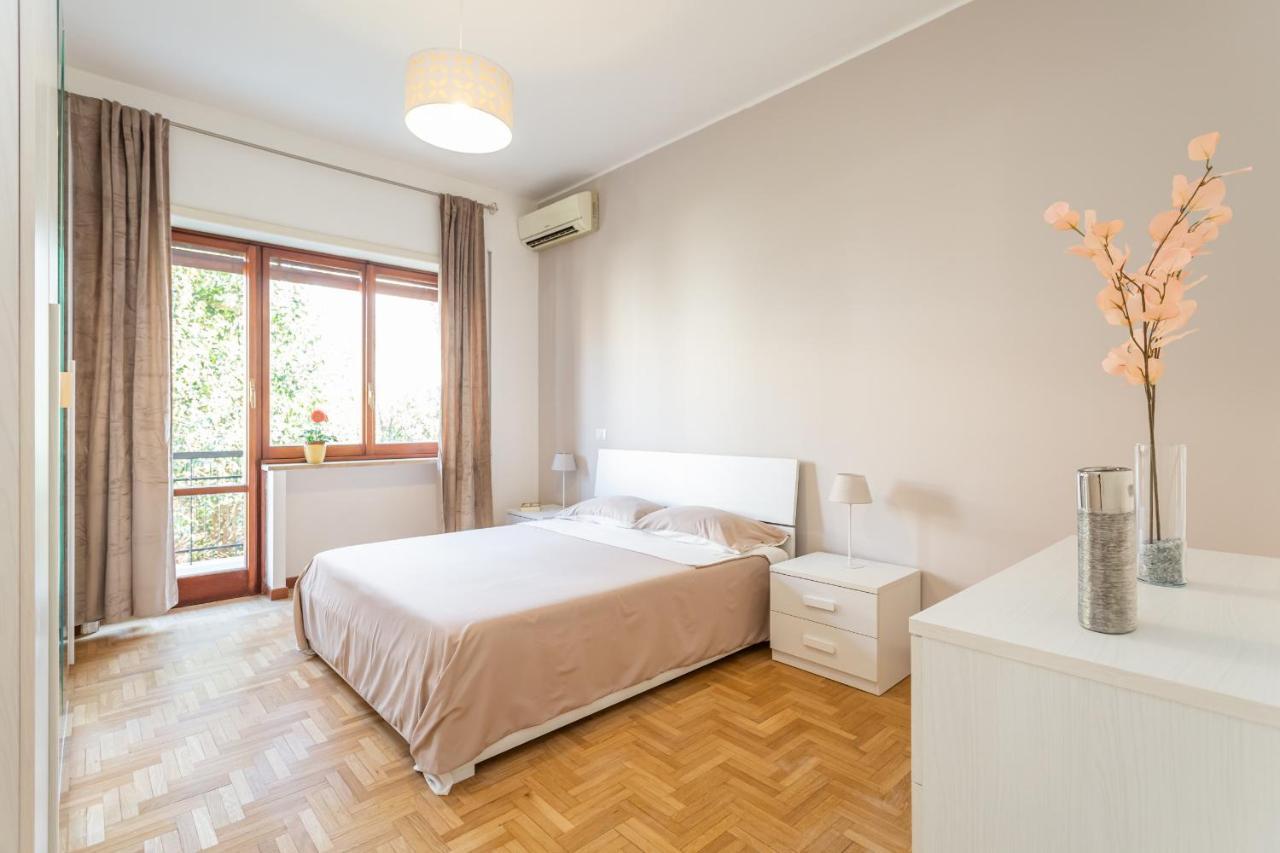 St Peter Cozy 2 Bdr Apartment With Garage Rome Extérieur photo