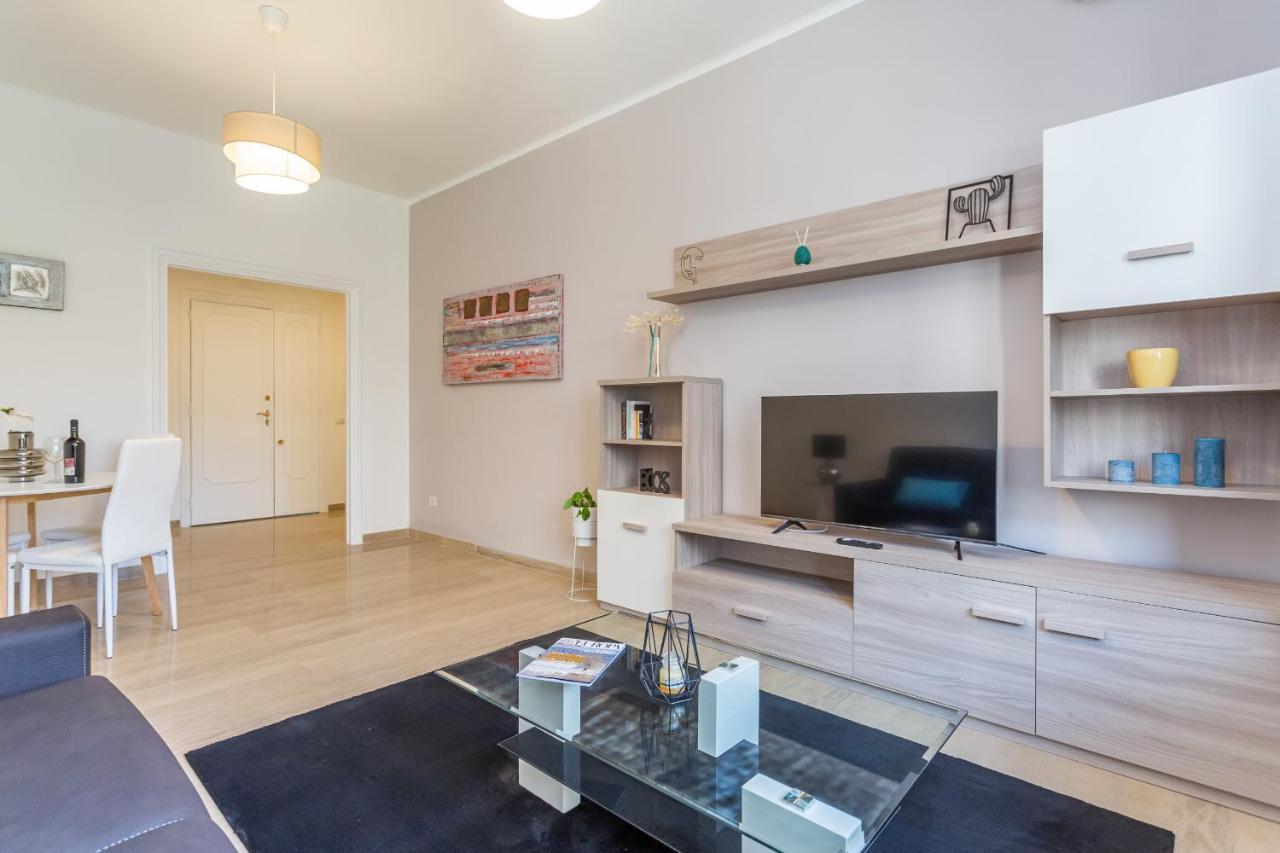 St Peter Cozy 2 Bdr Apartment With Garage Rome Extérieur photo